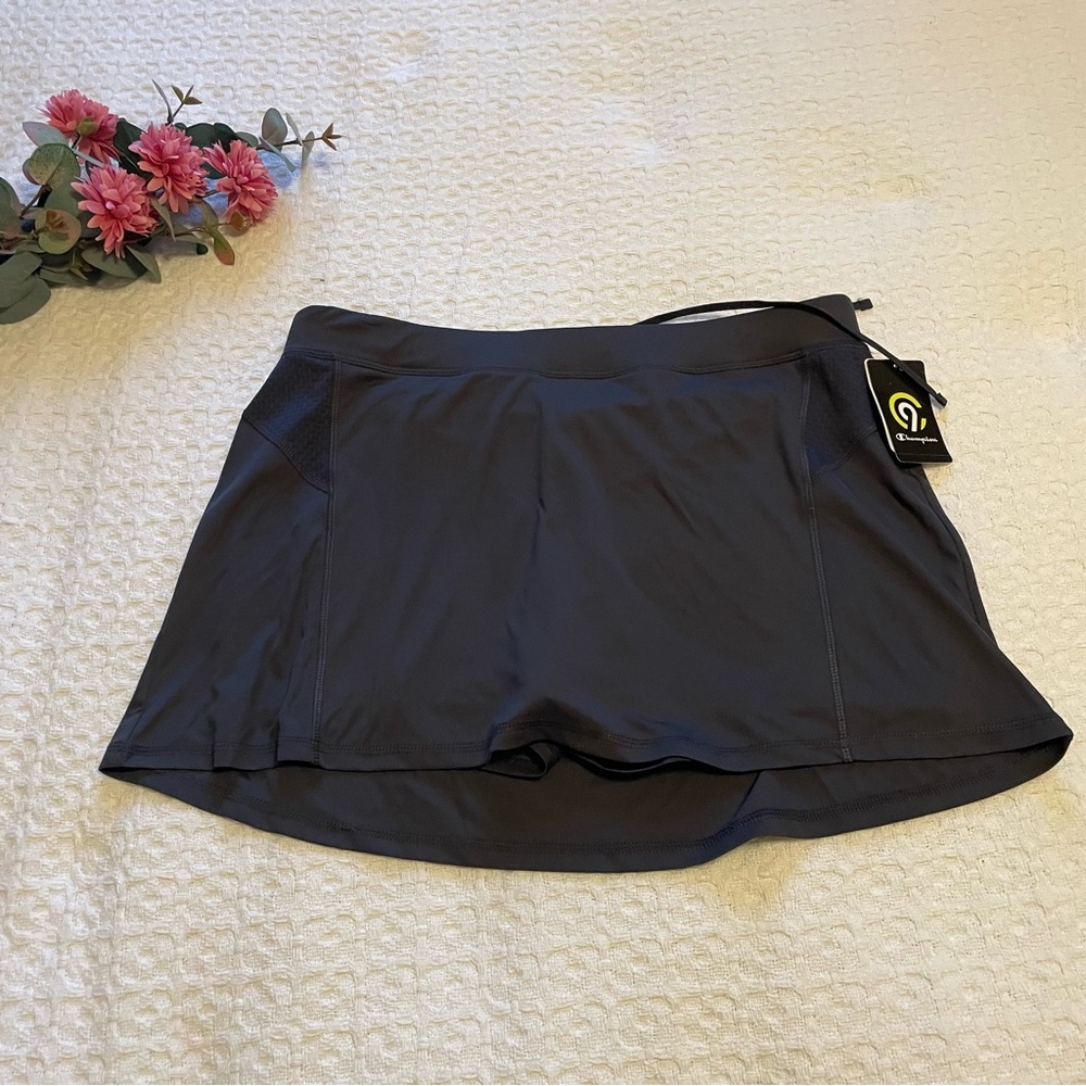 Champion Women's Black Skort‎ Size XXL